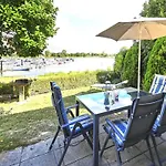 Aan De Oever