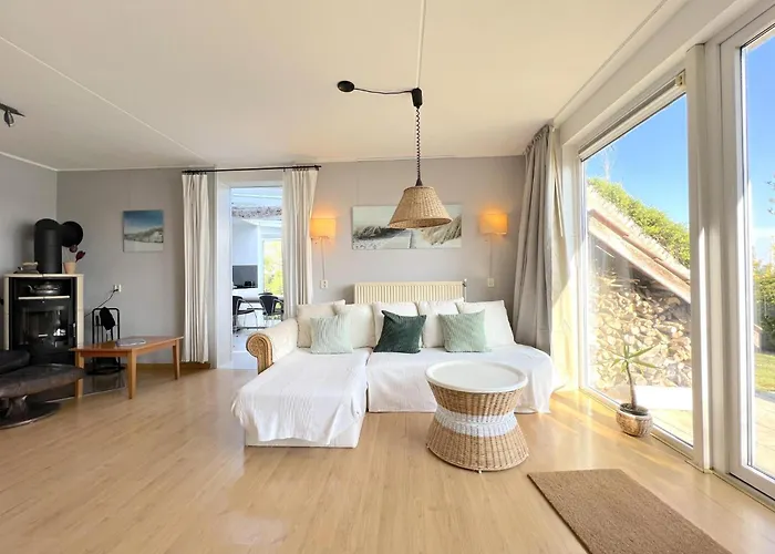 Aan De Oever بيت للعطل Stevensweert