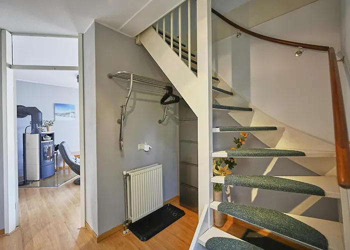 Aan De Oever بيت للعطل *