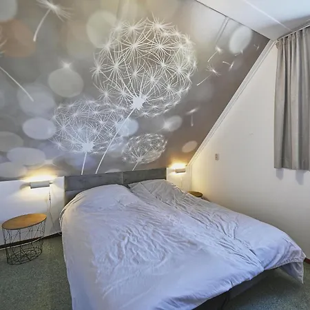 Aan De Oever בית נופש Stevensweert