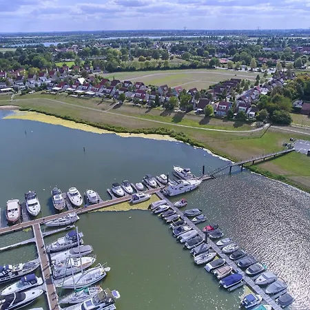 Aan De Oever בית נופש Stevensweert