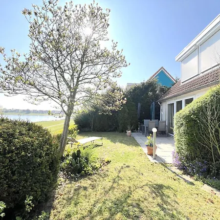 Vakantiehuis Aan De Oever